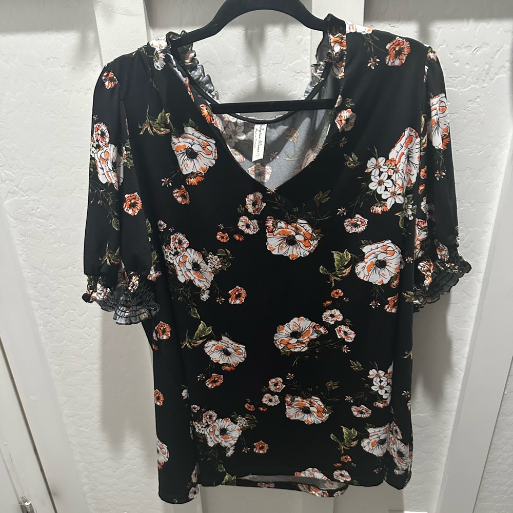 Perseption Black Floral Blouse‎